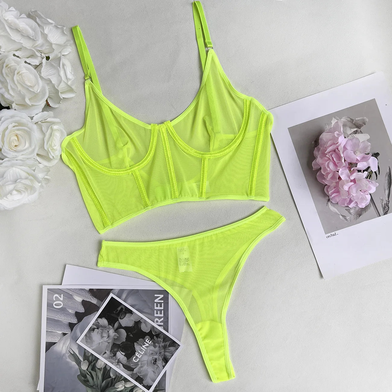 44411763949816|44411764146424|44411764343032