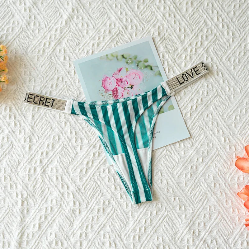 44252736520440|44252736553208|44252736585976|44252736618744